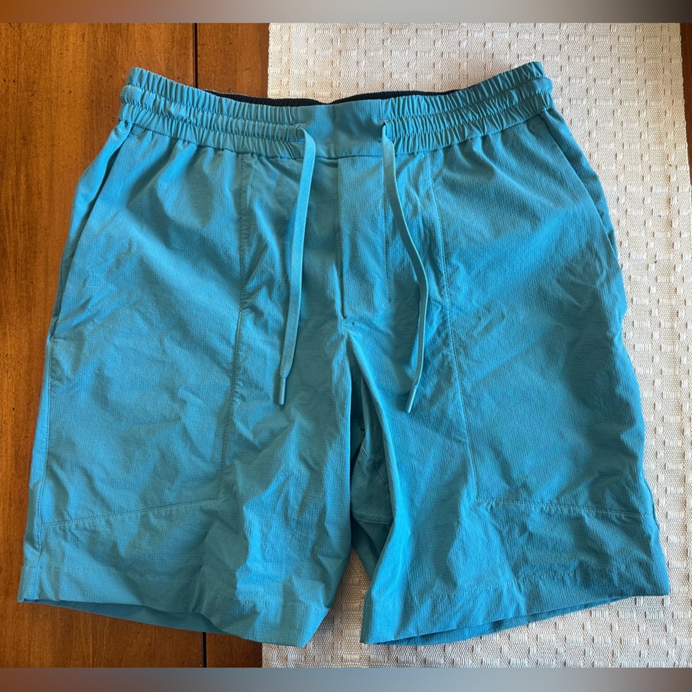 Lululemon Bowline Shorts 5"